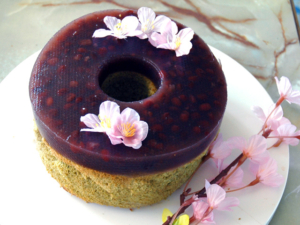 シフォンの小豆羊かん乗せ