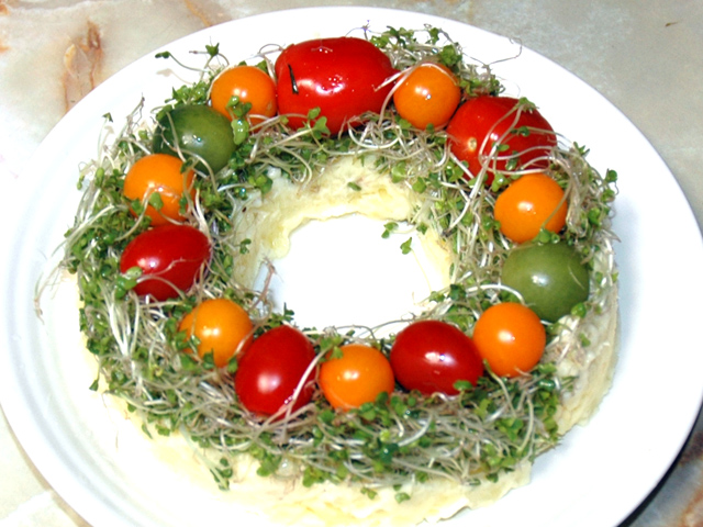 クリスマスリース風サラダ