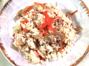 豚コマとごぼうの混ぜご飯