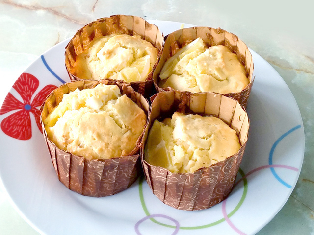 ホワイトチョコとレモンのマフィン