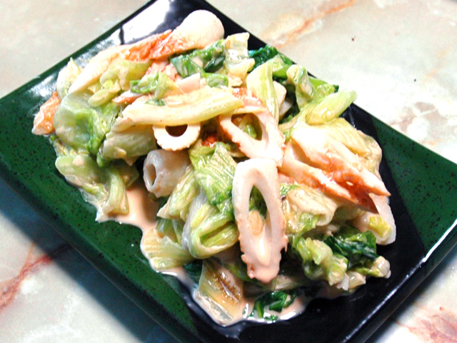 レタスと竹輪の甘辛マヨネーズ和え