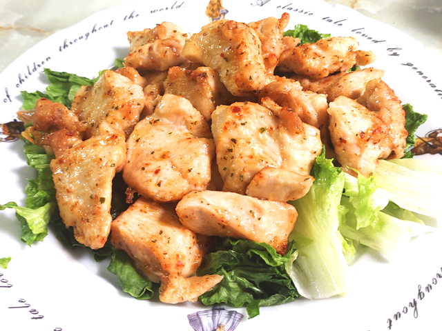 オーブンでヘルシー！鶏むねのマジックソルト焼き