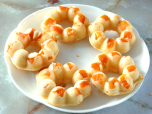 ドライマンゴーの焼きドーナツ