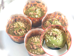 抹茶とホワイトチョコのオイルマフィン