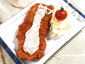 トンカツのマスタードソース添え