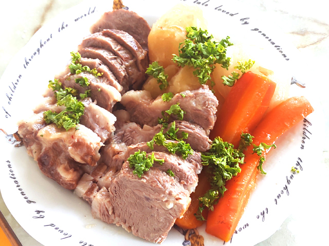 圧力鍋で角煮＆ポトフミックス煮