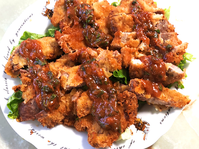 トンカツアレンジ！ネギと味噌で作る濃厚旨ダレ