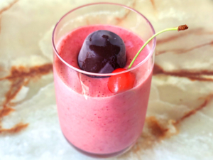 カキーンと来る苺のフラペチーノ風