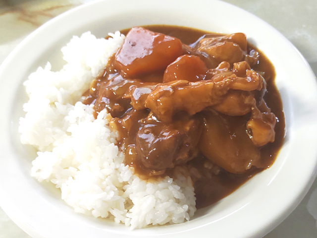 手羽元とゴロゴロ野菜のカレー