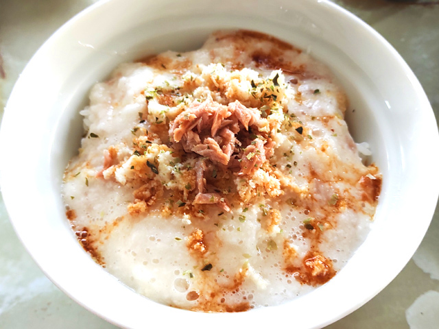 ピリ辛が癖になる？とろろわさび丼