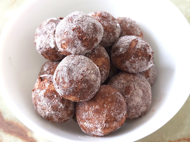 ココアのスノーボールクッキー