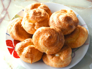 基本の全卵カスタードのシュークリーム