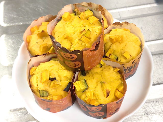 南瓜だらけのずっしりマフィン