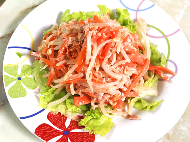 レンチンでもやしのコールスロー