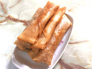 レトルトの麻婆春雨で！パリパリの春巻き