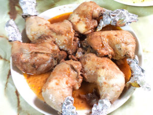 クリスマスに！圧力鍋でチキンレッグの赤ワイン煮