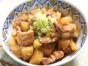 豚バラと大根のレンジからの甘辛煮