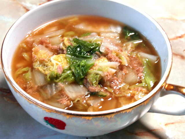 メインは2つだけ！白菜とツナのシンプル煮物