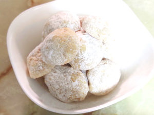 紅茶とオレンジのスノーボールクッキー