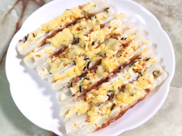 のりたま風味の竹輪のマヨチーズ焼き