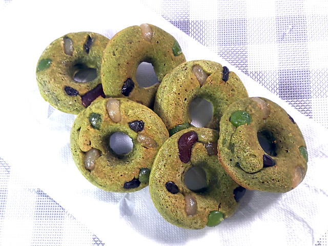 白玉粉と抹茶の和風焼きドーナツ