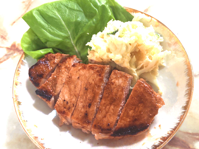 自家製の焼き肉たれで！漬け込み肉のポークソテー