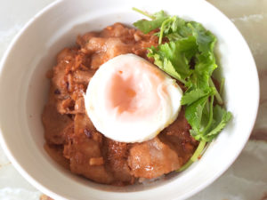 自家製焼き肉たれで！豚バラの簡単焼き肉丼