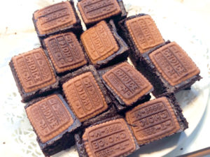 チョイスビスケットを乗せて！チョイスブラウニー