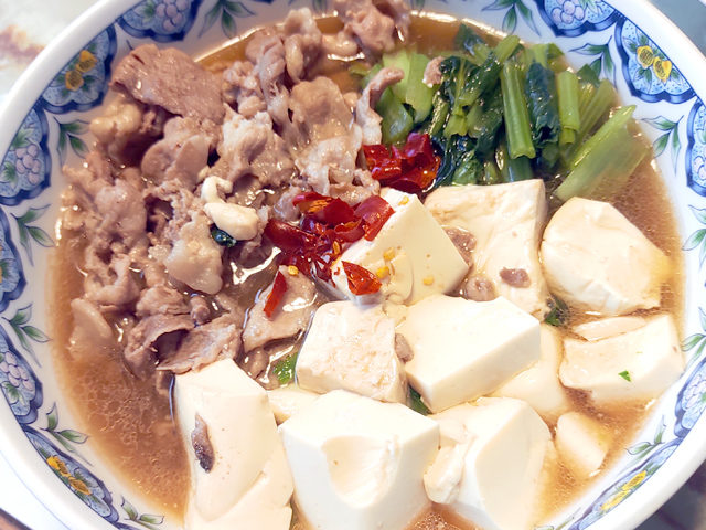 小松菜と豚こまで！肉豆腐の簡単バージョン