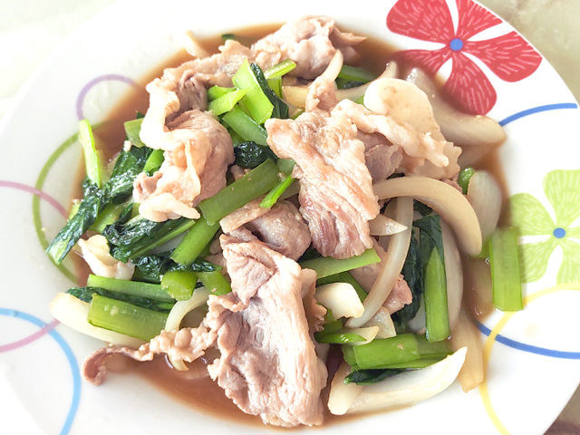 ツーンと来る？豚こまと小松菜のわさび炒め