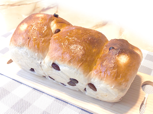 パウンドケーキ型で！レーズンたっぷりのミニ食パン