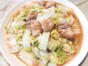 白菜と鶏モモのさっぱりバター風味仕立て