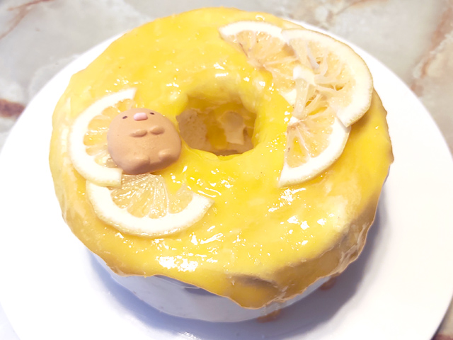 むっちり食感！エンゼルシフォンのレモンカードがけむっちり食感！エンゼルシフォンのレモンカードがけ