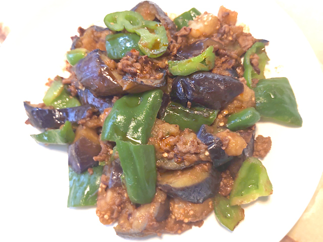 油少なめ！ナスとピーマン・ひき肉の味噌炒め