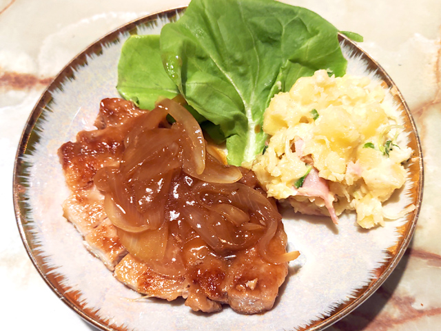 豚ロース肉で！甘酢仕立てのトンテキプレート風