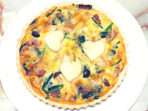 クリスマスにも！ほうれん草とベーコンのキッシュ