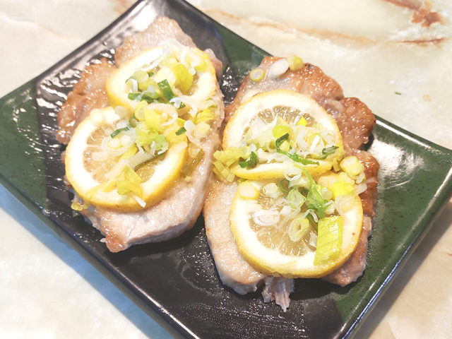 トンテキアレンジ！レモンとネギバター風トンテキ