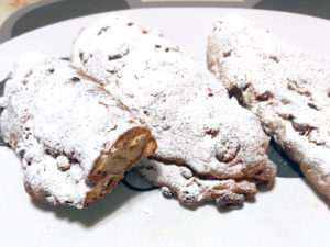 手ごねだけどマジパンなし！本格シュトーレン