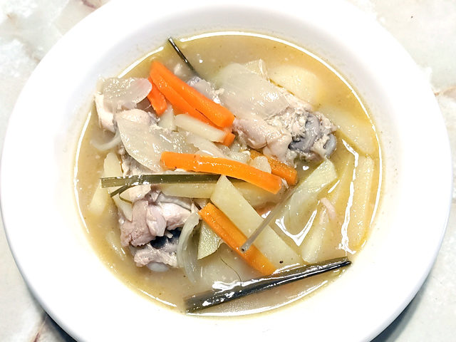 手羽元で作る！ちょっと和風のグリーンカレー