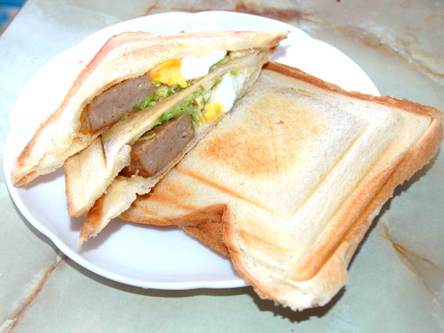 モテナシベーカーで！照りタマホットサンド