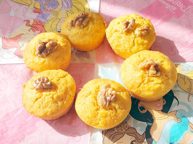 100均のシリコン型で！人参たっぷりマフィン