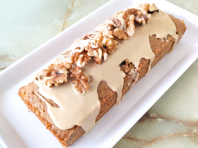 アイシングにもコーヒー入り！コーヒーパウンドケーキ