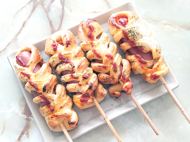 スタンドミキサー初作品！串付きフランクパン