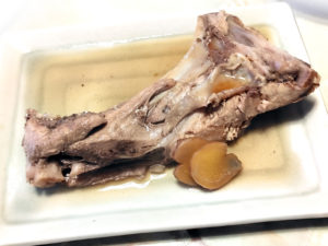 まぐろのカマをシンプルに！マグロカマの煮つけ