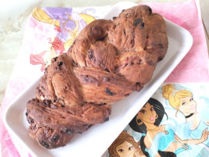 ベイクオフ参照！ポールさんのチェリーとチョコのパン