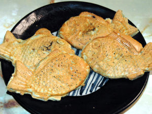 タイ焼きメーカーで簡単！蓬と白玉のタイ焼き