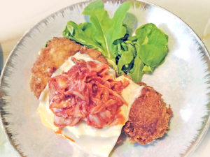 アレンジ！豚ロースのキムチーズ乗せトンカツ♪