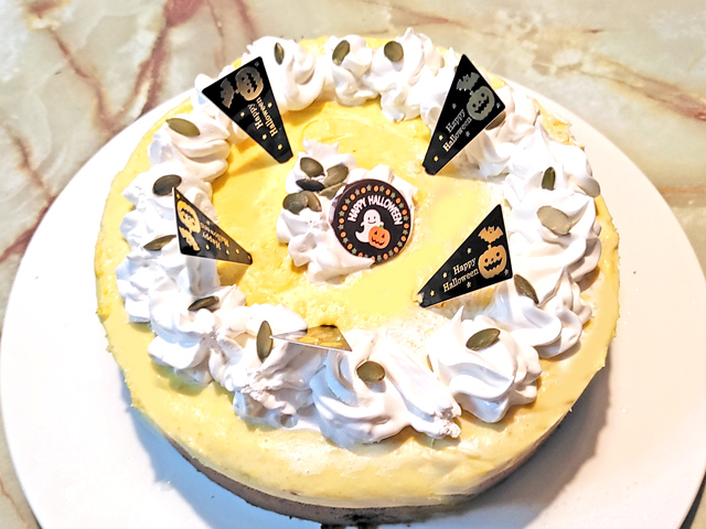 ハロウィンにも！南瓜のココアスポンジレアチーズ♪