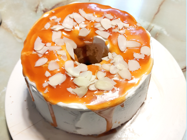 ほろ苦い思い出？キャラメルシフォンケーキ♪