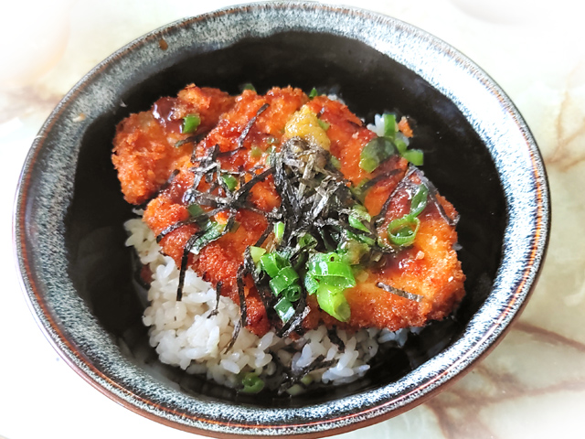 カツ丼なのにサラサライケる？！冷やし出汁カツ丼♪